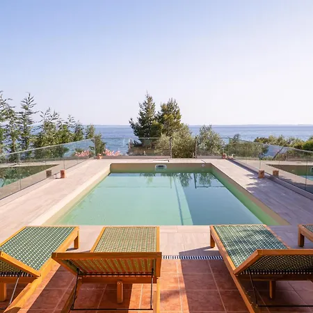 Vila Halkidiki Boho Heated Pool House *